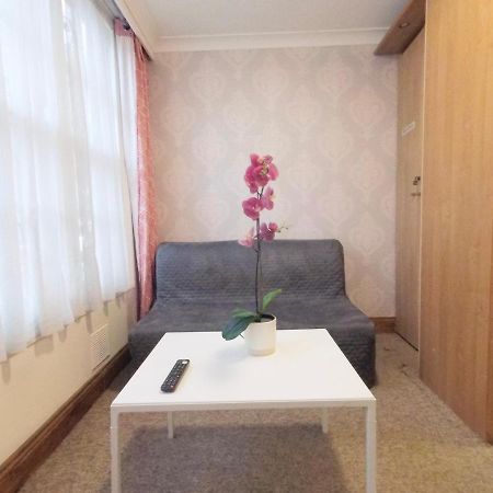 Flat 1 At 6 Taunton Mews Apartman London Kültér fotó